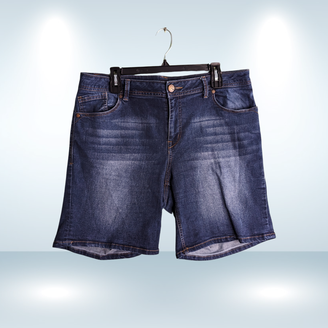 Denim shorts size 16 discount