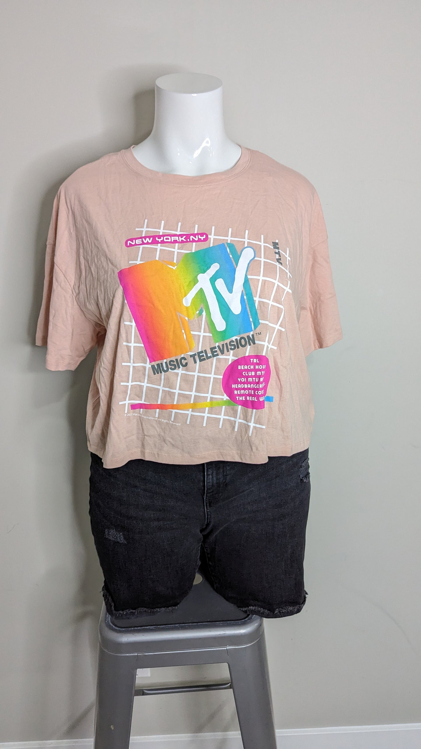 MTV Crop Tee NWT - Size XXL