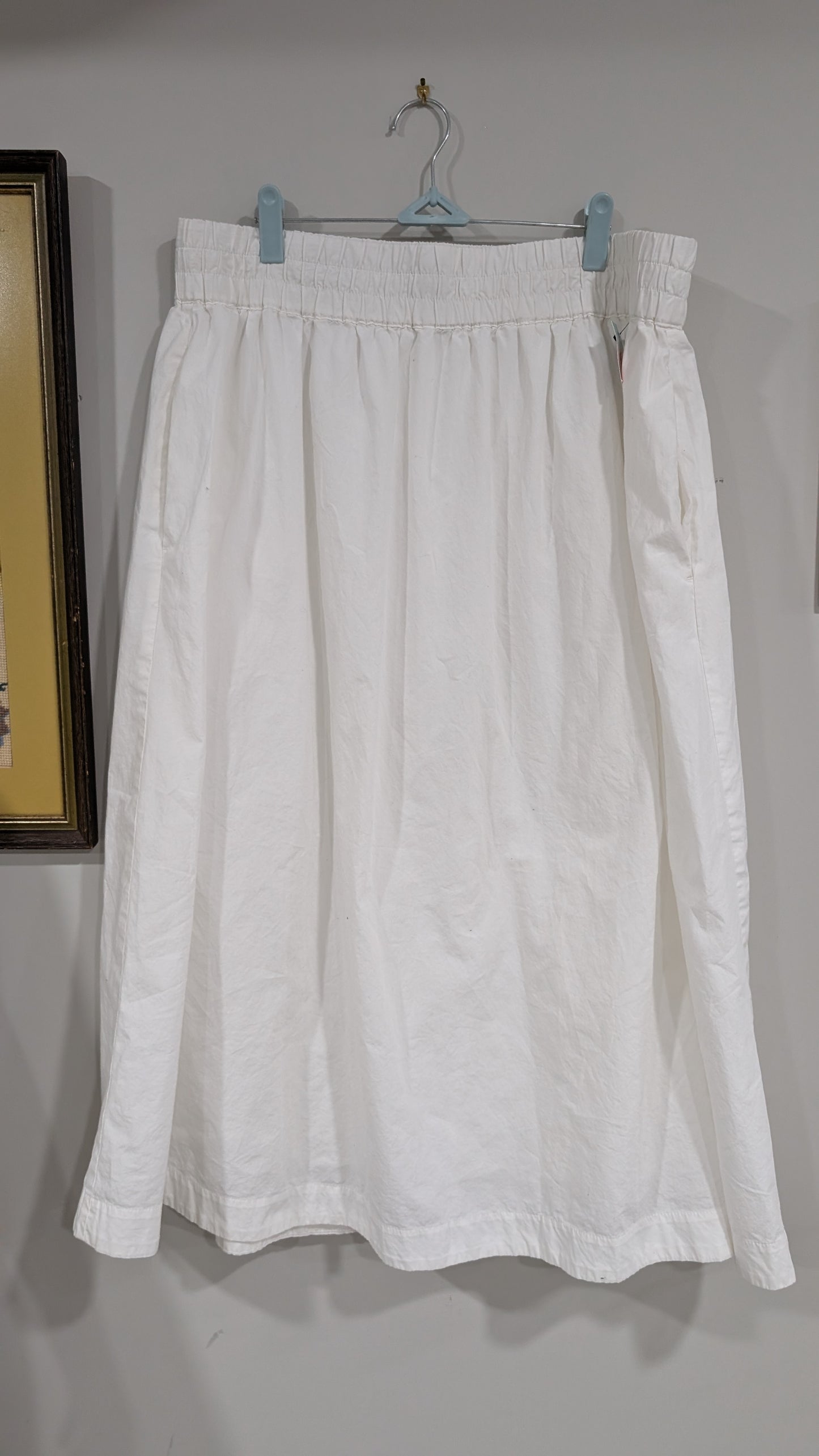 White gap linen Skirt - Shin length