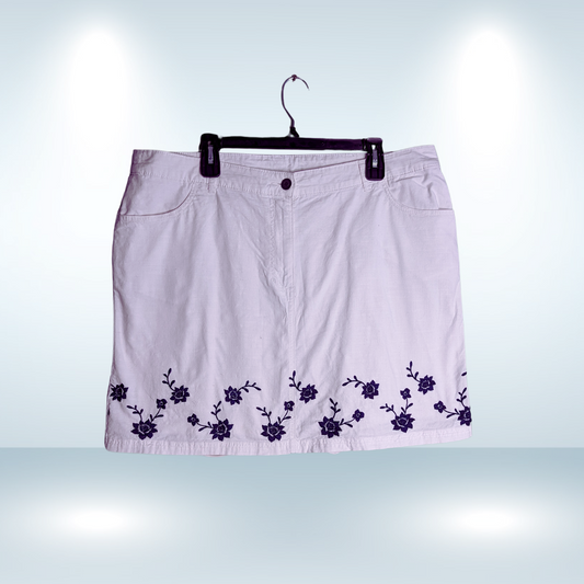 George White Denim Embroidered Skort - Size 16