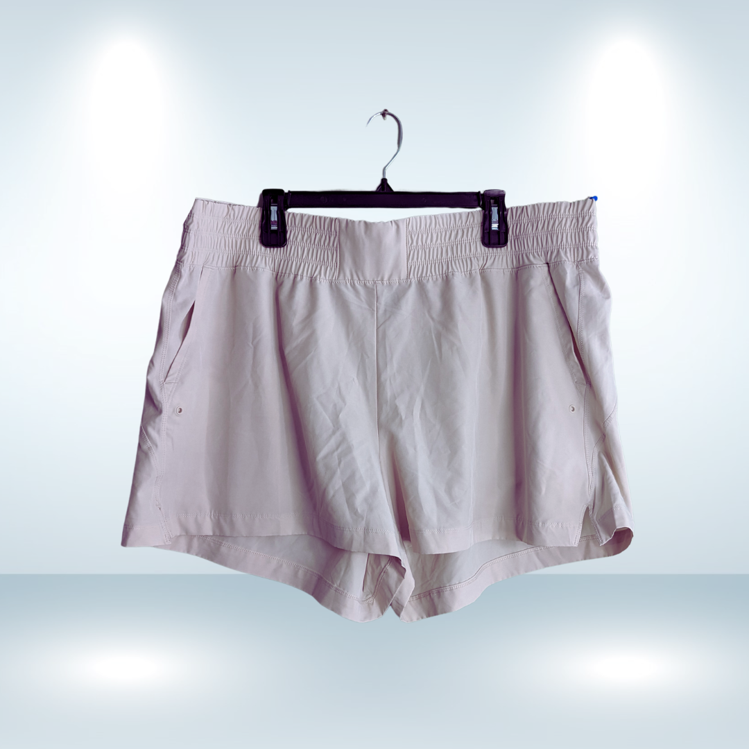 Old Navy High-Waisted StretchTech Shorts in Wishbone - Size 2X