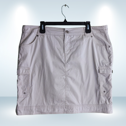 Style & Co Light Khaki Cargo Skort - Size 16W