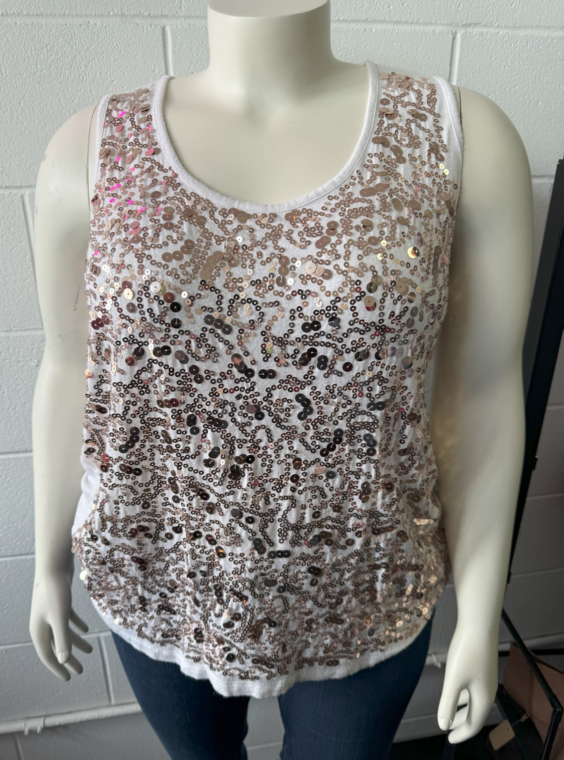 ANA White and Rose Gold Sequin Tank Top Size 2X - In Store Special – Curvy  Britches