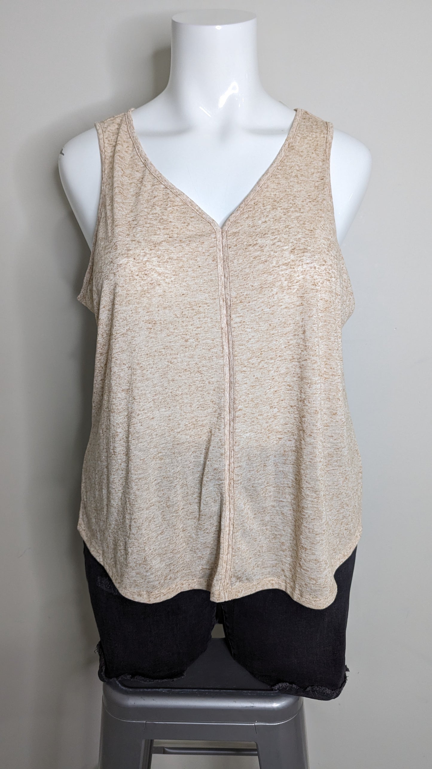 Reitman's New with Tags V Neck Beige Heathered Tank - Size 3X