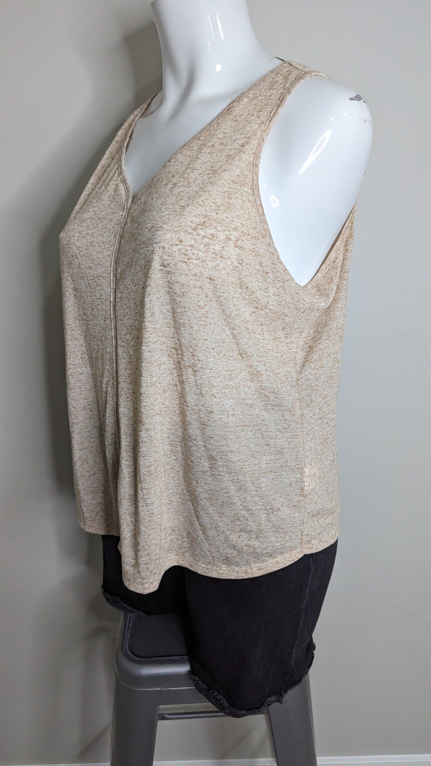 Reitman's New with Tags V Neck Beige Heathered Tank - Size 3X