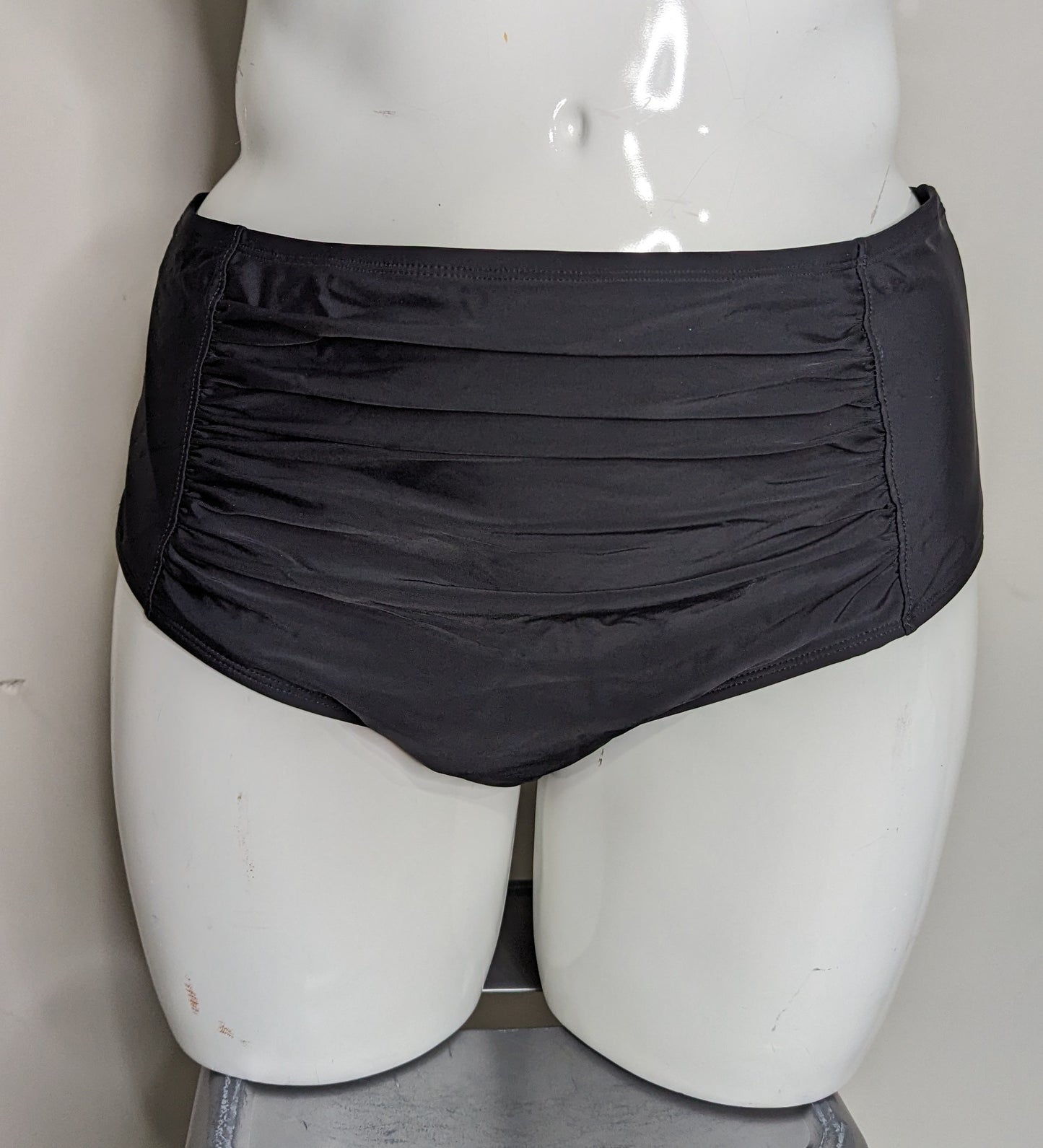 High Ruched Bottom - New - Size 2X