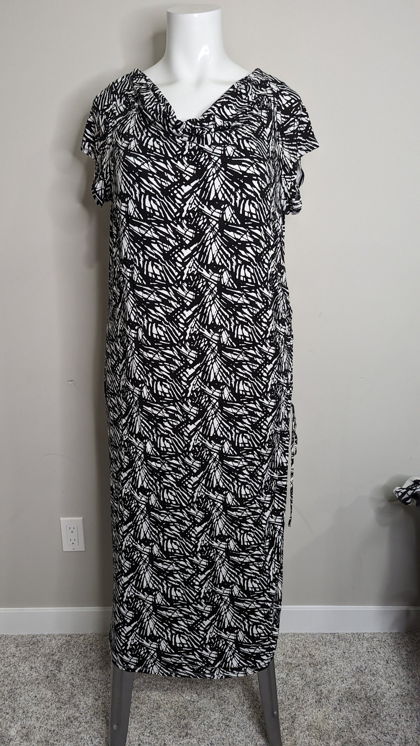 Michel Studio Black And White Maxi Dress - Size 3X