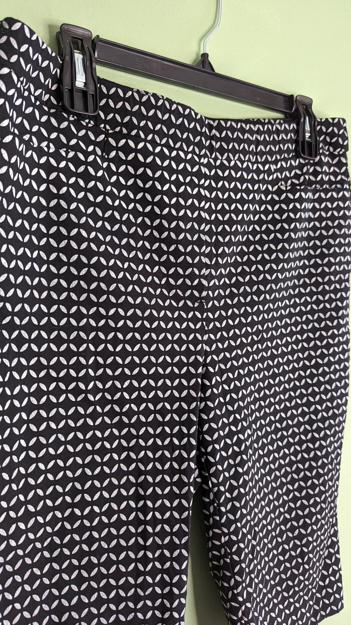 Addition Elle Black/White Bermuda Short - Size 14