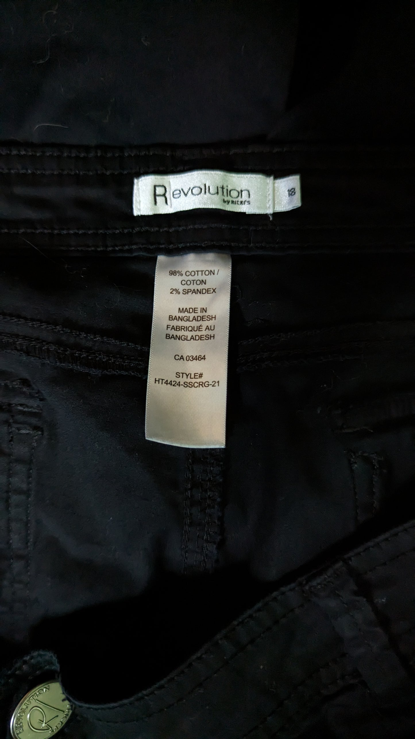 Revolution by Ricki's Black Cargo Utility Capri - Size 18