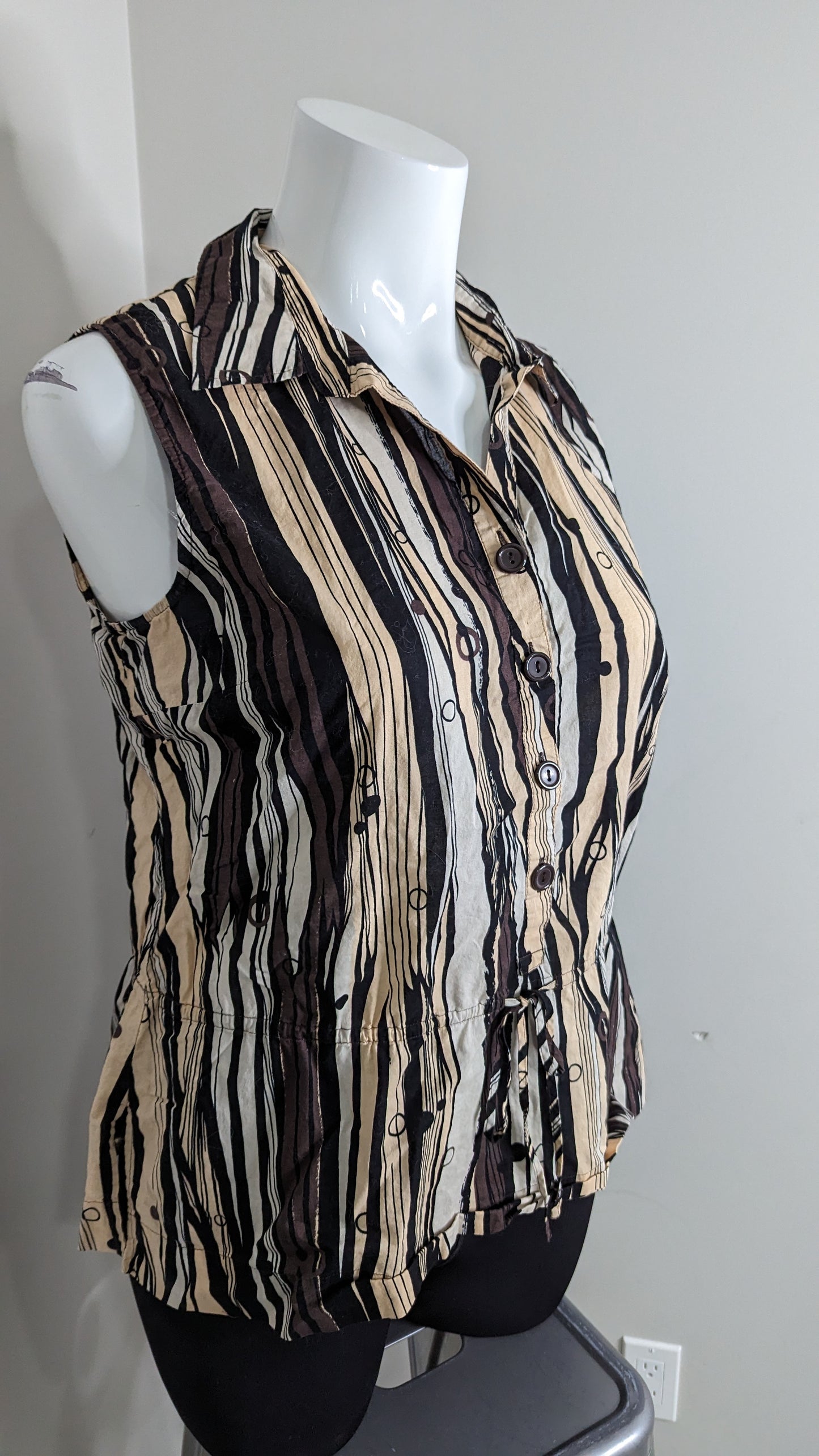 AE City Sleeveless Blouse -  Size 20