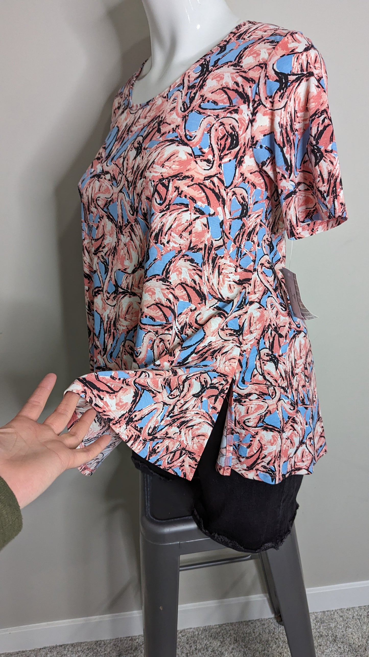 LULAROE Tee - Fits XL