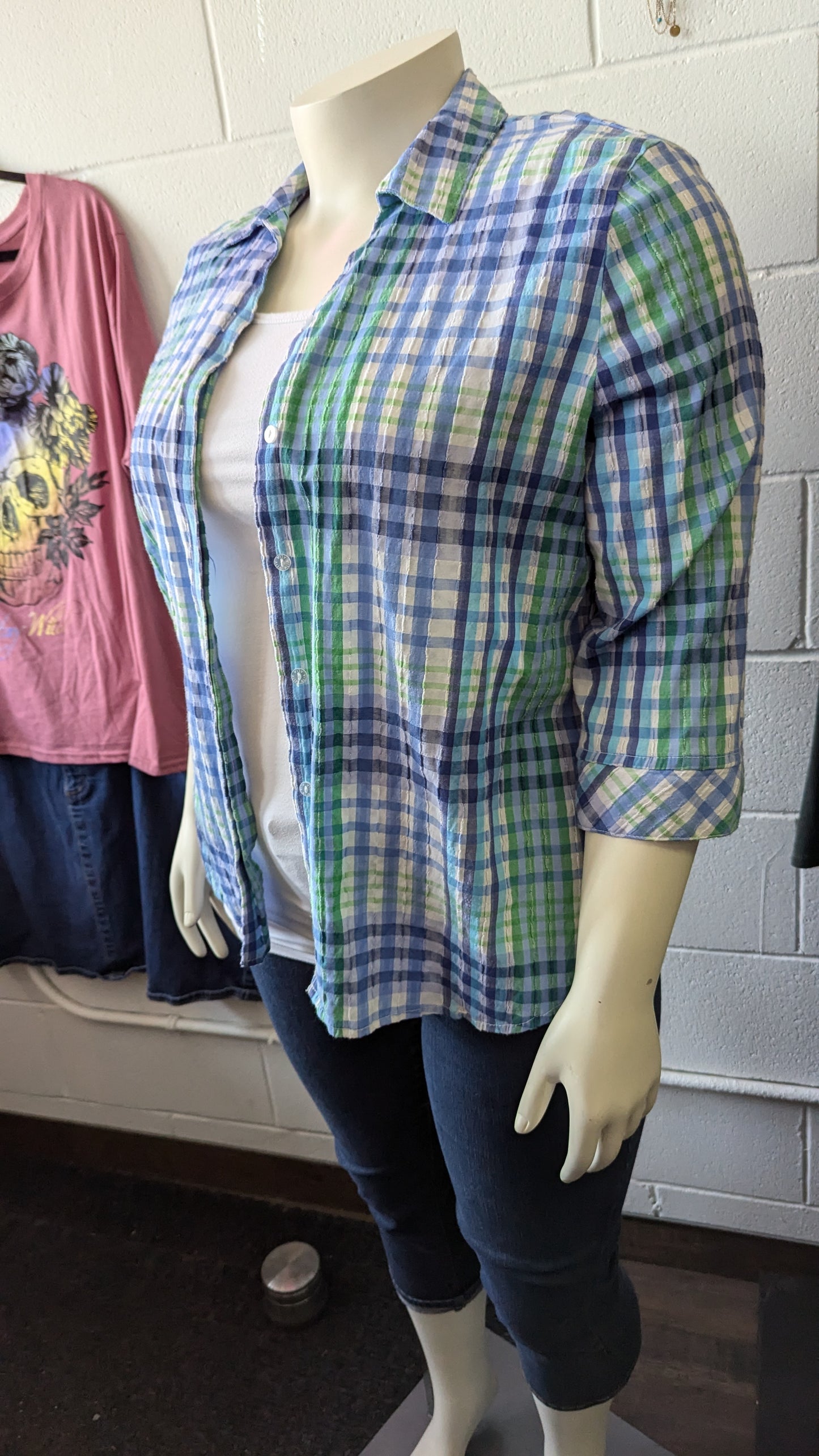 Alia Plaid Button Up - Size 16