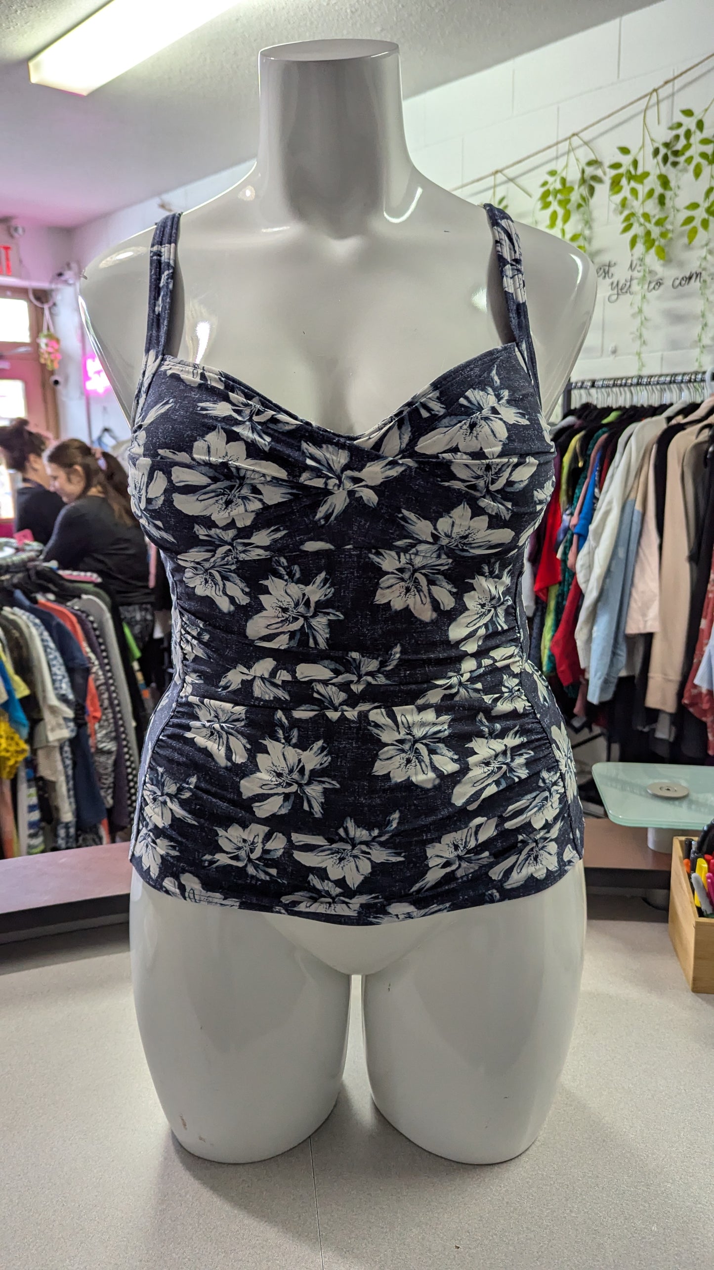 Floral Niptuck Tankini Top - Size 14