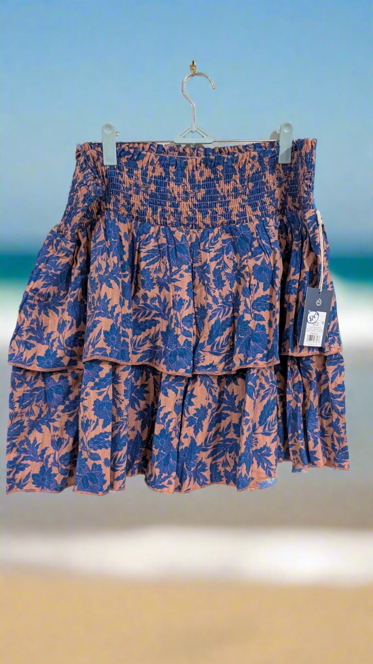 Short layered skirt size XXL