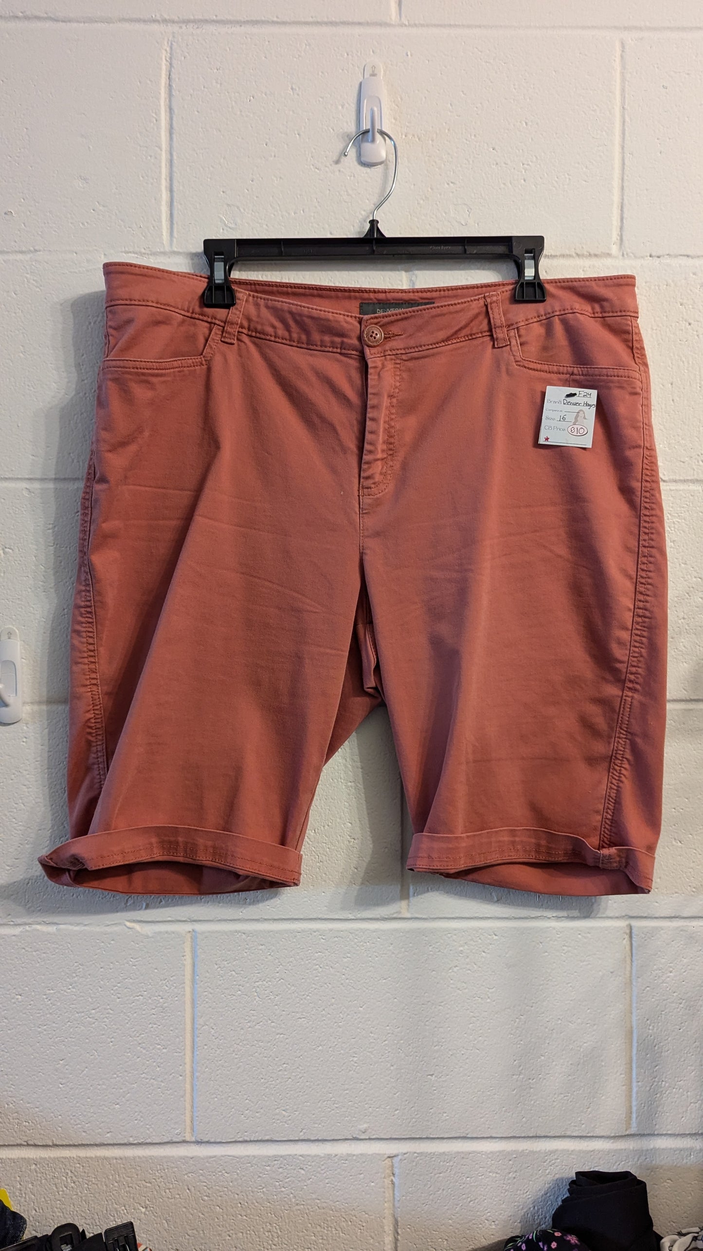 Denver Hayes Reddish Brown Shorts  - Size 16