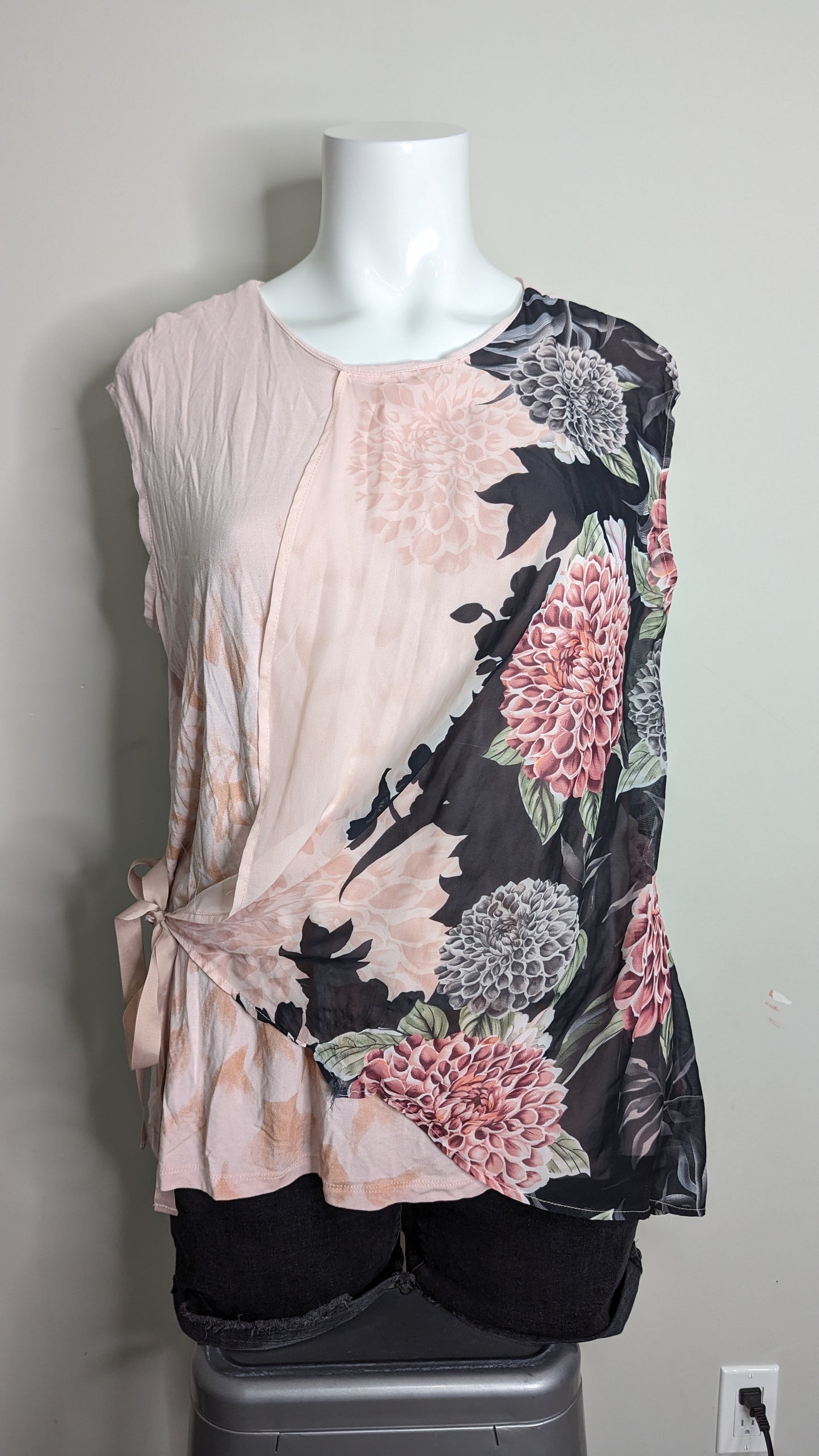 Cleo Ladies Floral Black & Pink Wrap Sleeveless Blouse with Side Ties - Size XXL