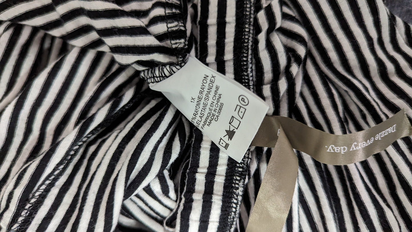 Pennington's Black & White Striped Ruffle Front Tank - Size 1X