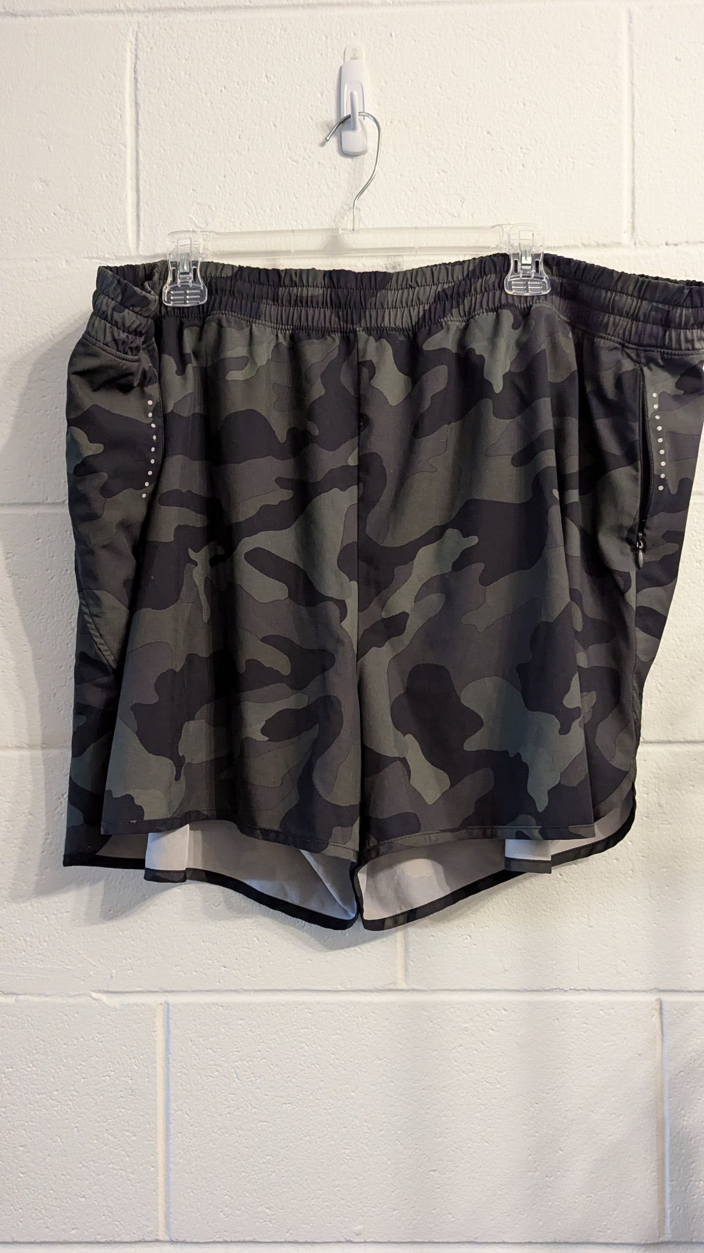 Old Navy Army Shorts - Size 3X