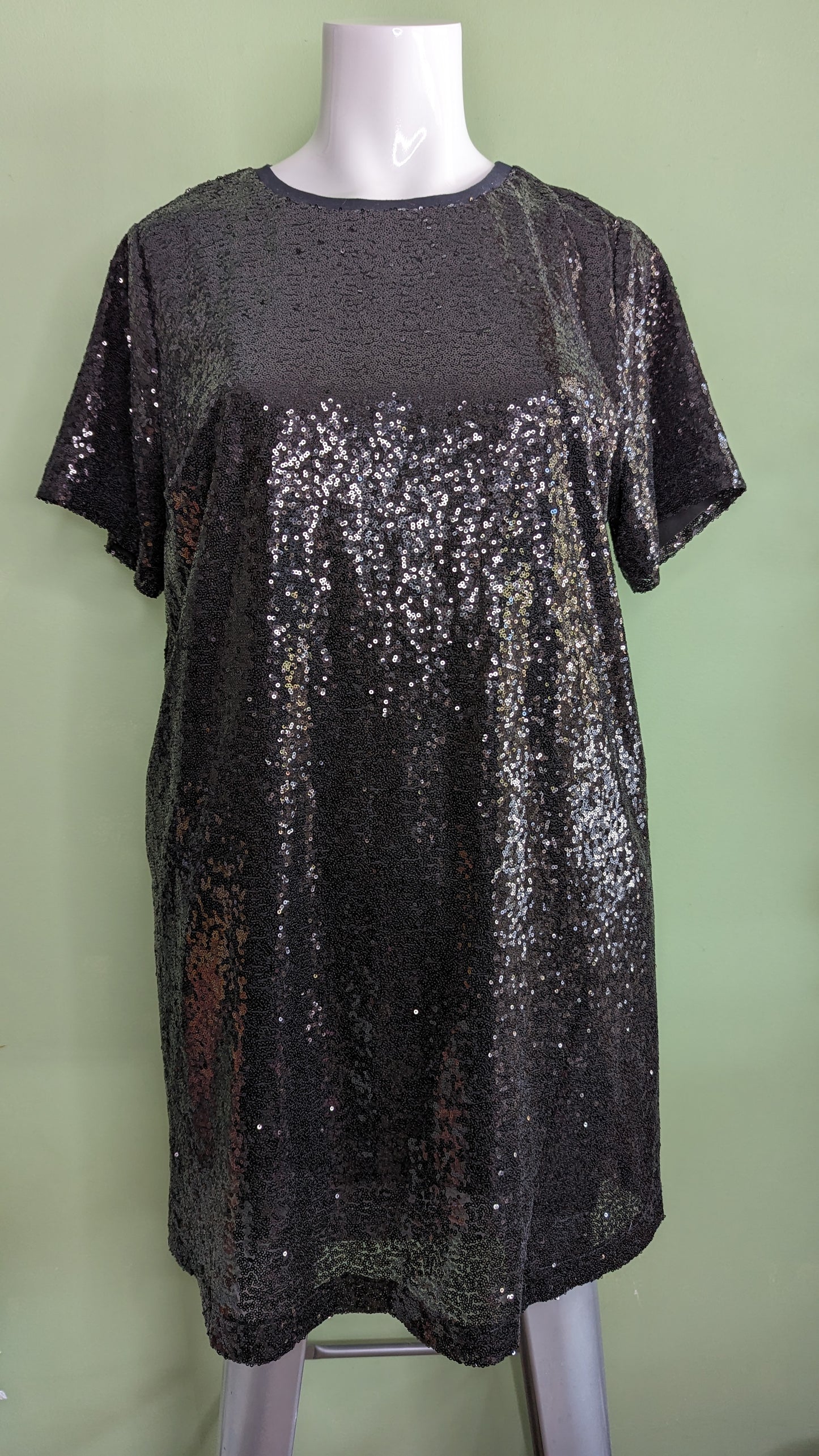 Joe Fresh Black Sequin T-Shirt Dress - Size 1X