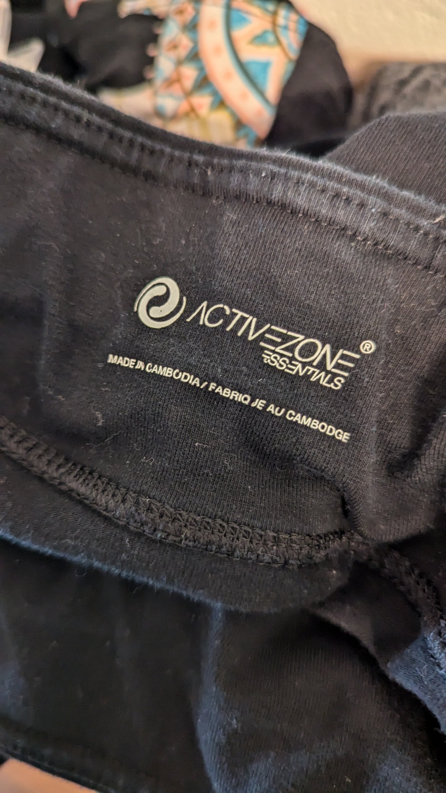 Active Zone Stretchy Pull On Shorts - Size 3X