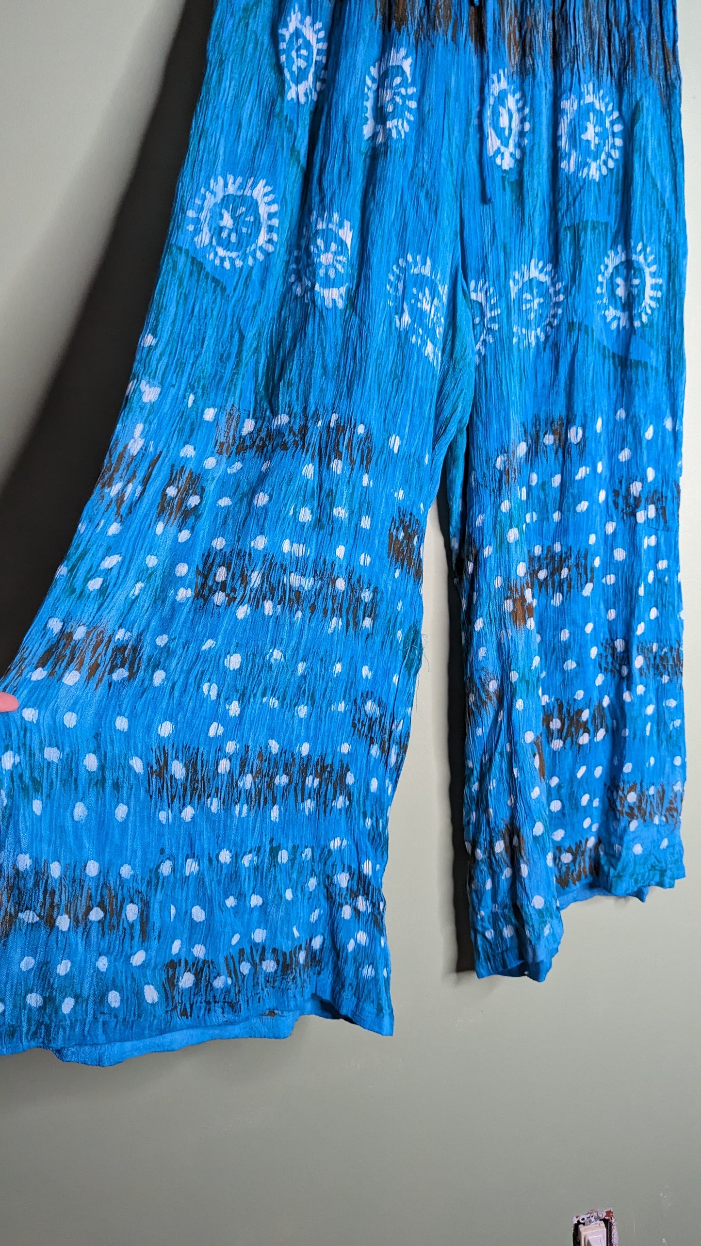 Rayan Blue Palazzo pants. No size - Fits L