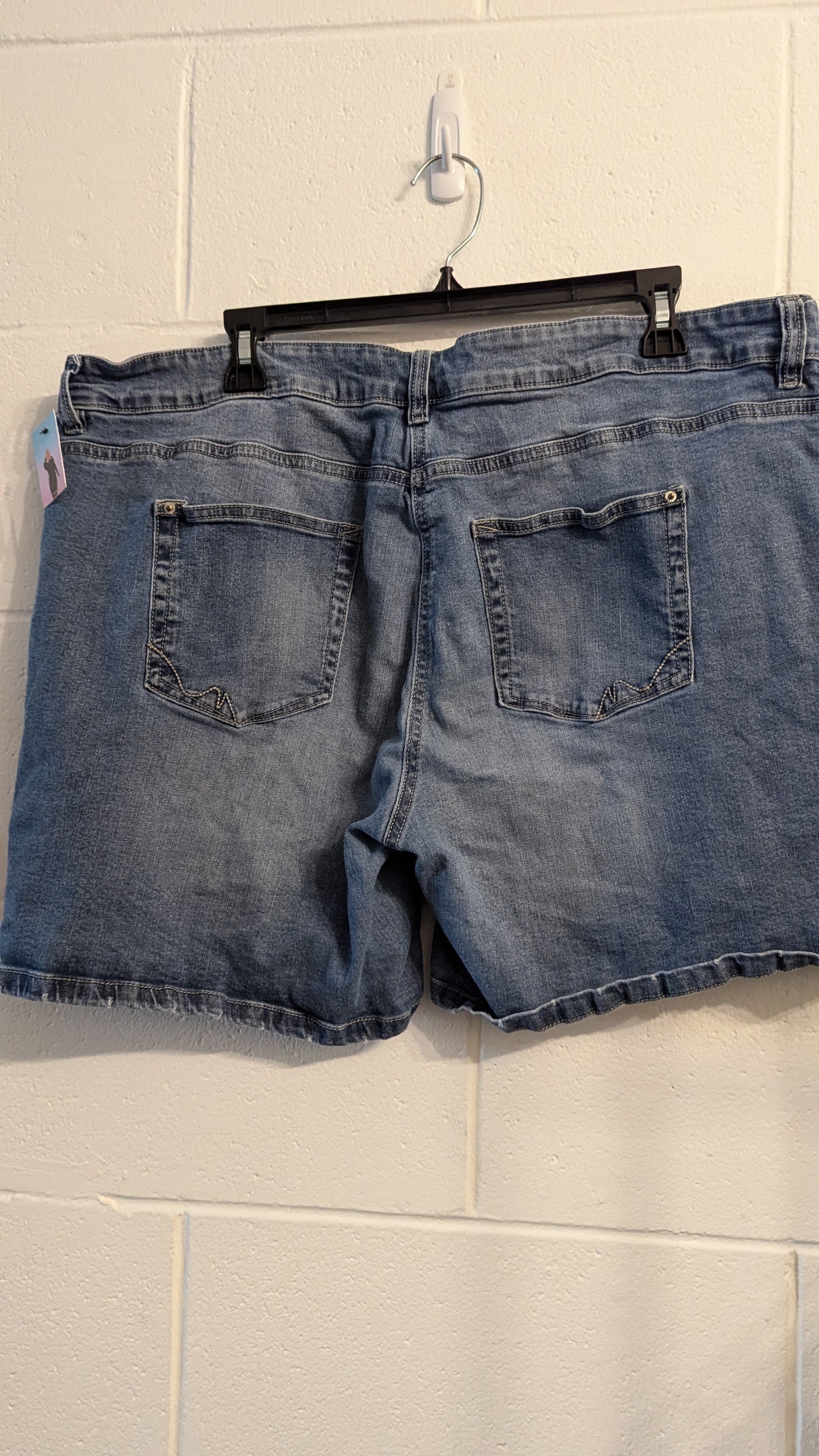 Next Brand Stretchy Denim Short - Size 20