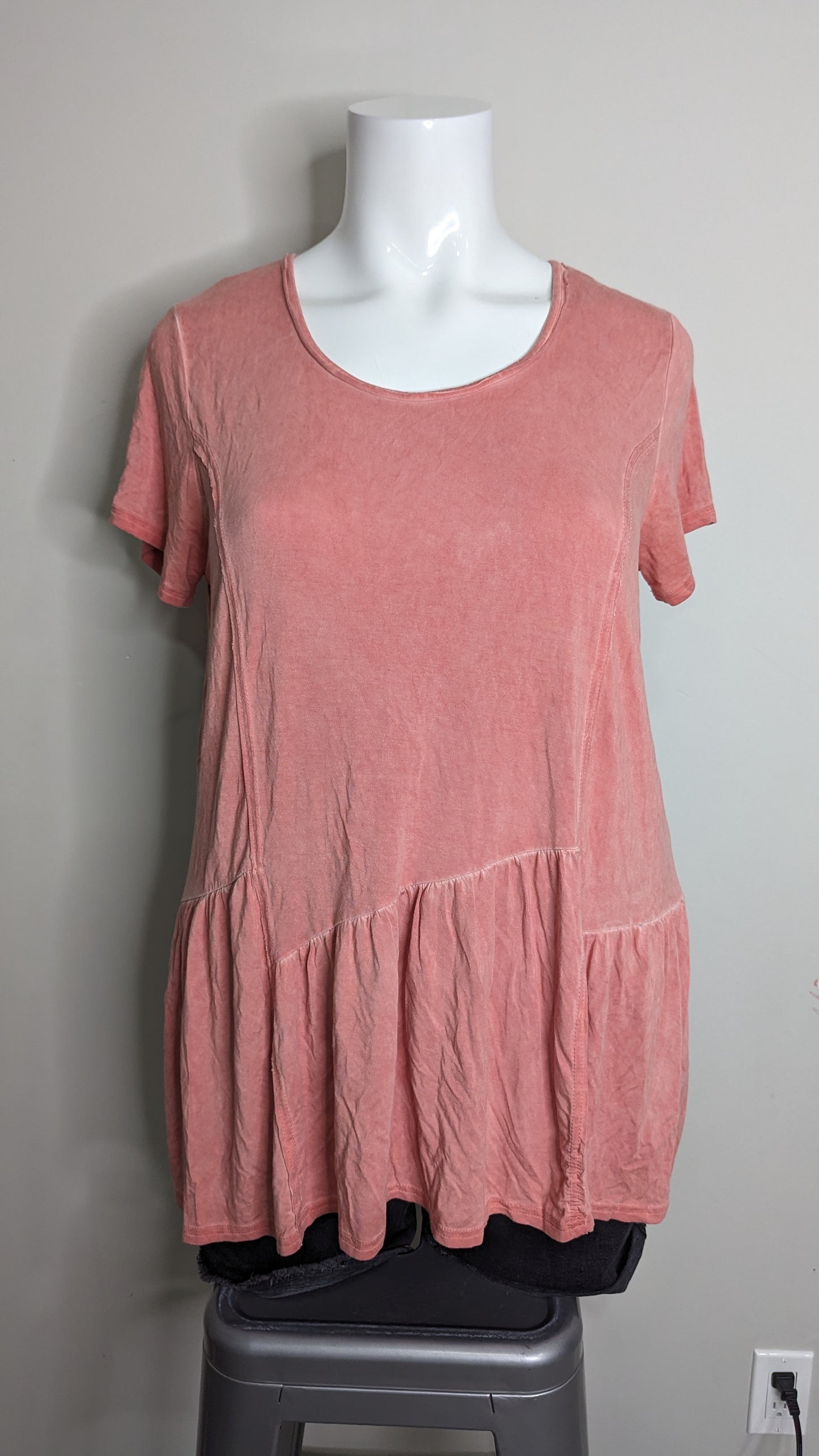 Grace & Lace Asymmetric Tee Faded Red/Pink - Size XL