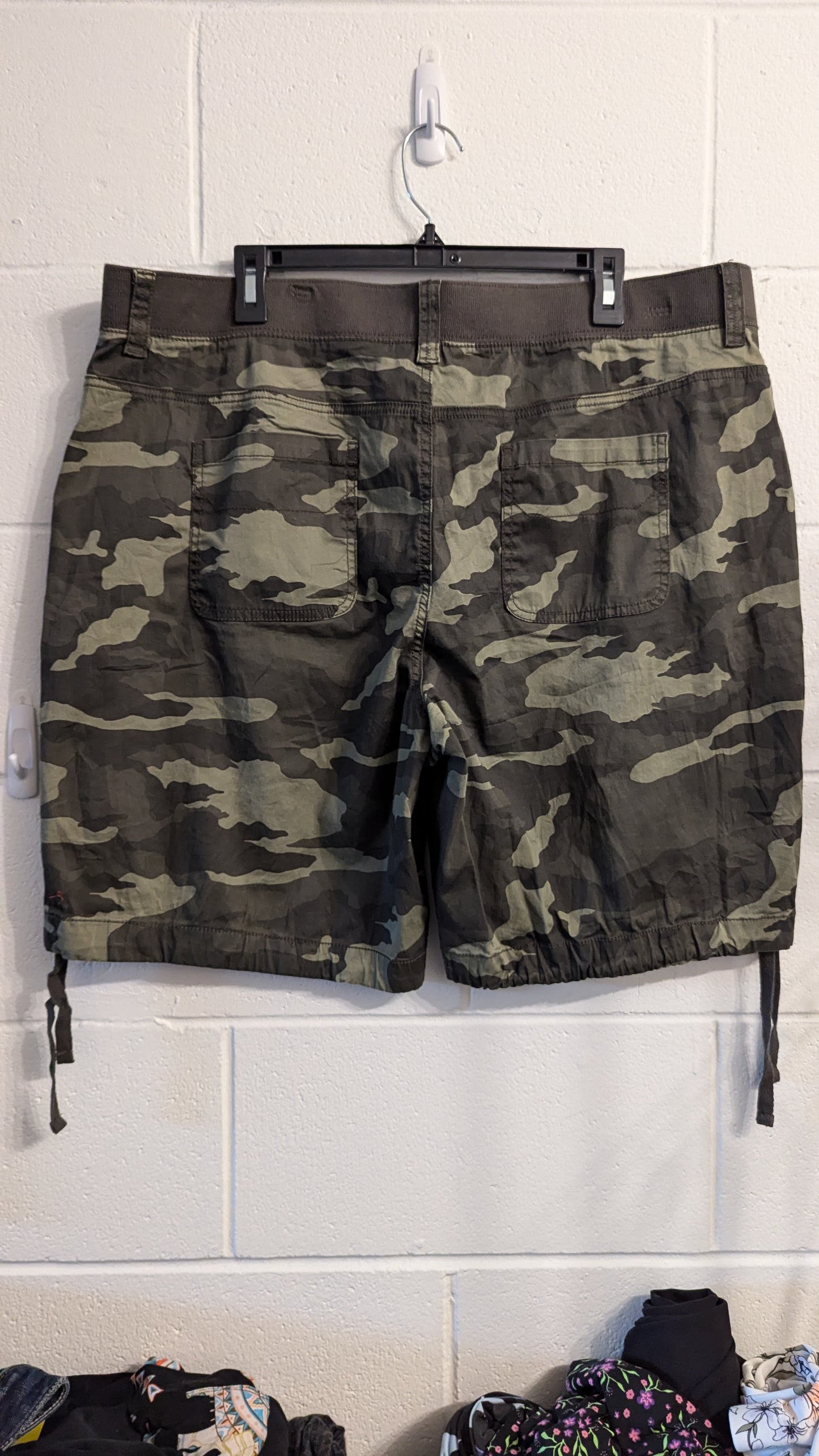 George Cargo Army Shorts - Size 20