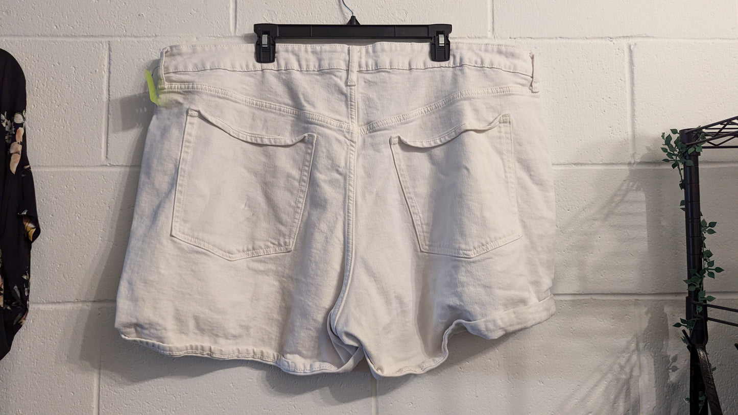 Old Navy White Denim Shorts - Size 26