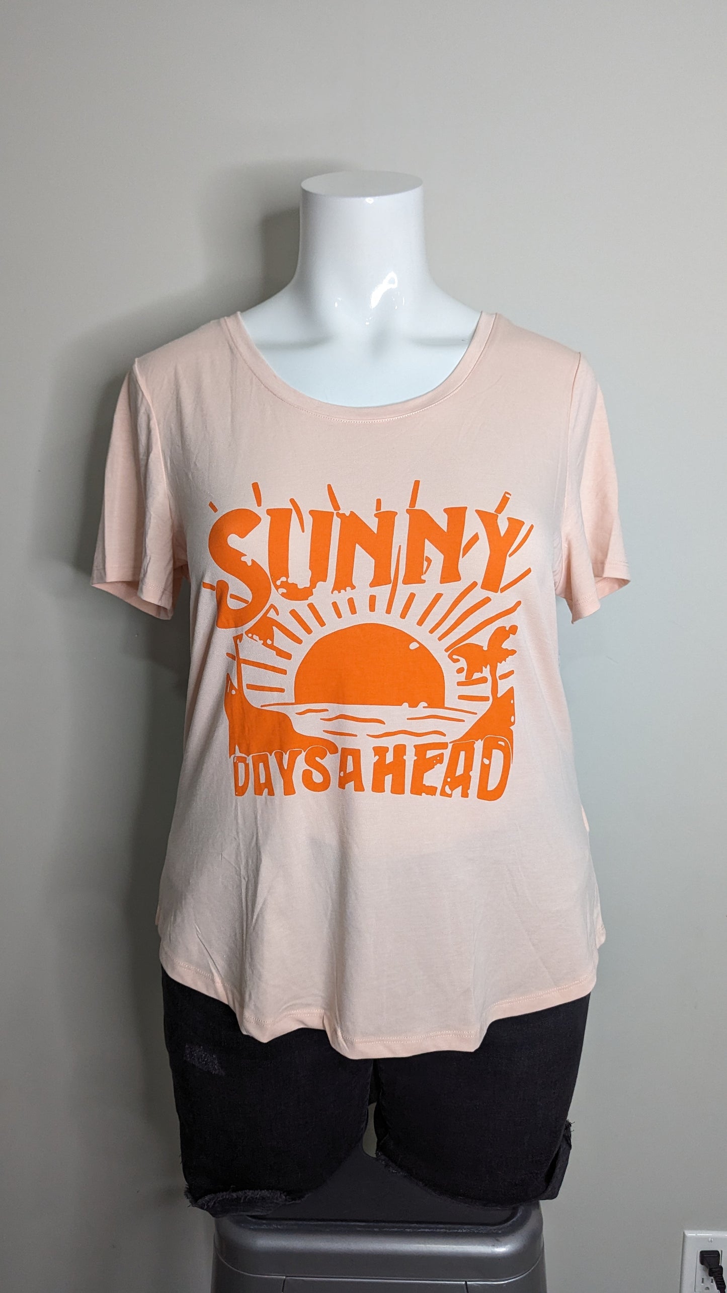 Ricki's Sunny Days Peach Graphic Tee - NWT - Size XL